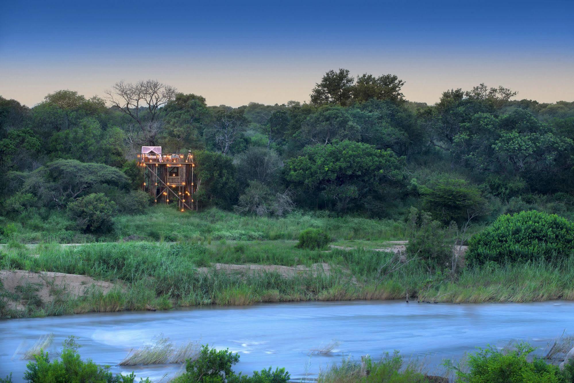 Lion Sands - Tinga Lodge Скукуза Екстериор снимка