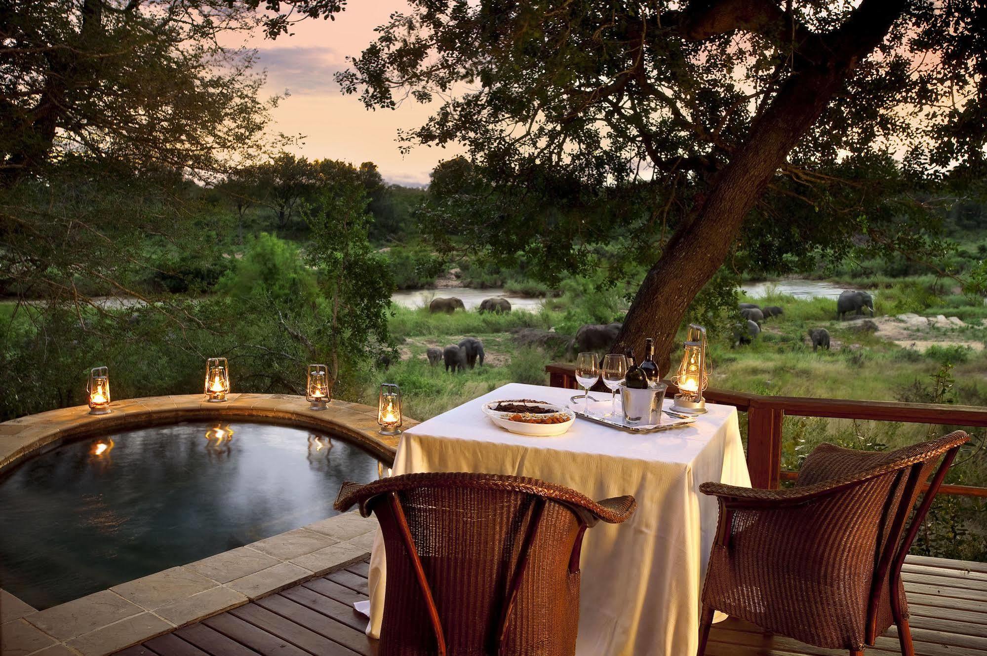 Lion Sands - Tinga Lodge Скукуза Екстериор снимка