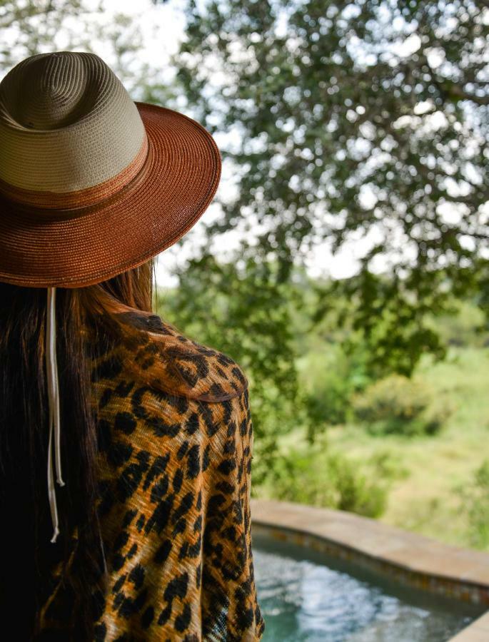 Lion Sands - Tinga Lodge Скукуза Екстериор снимка