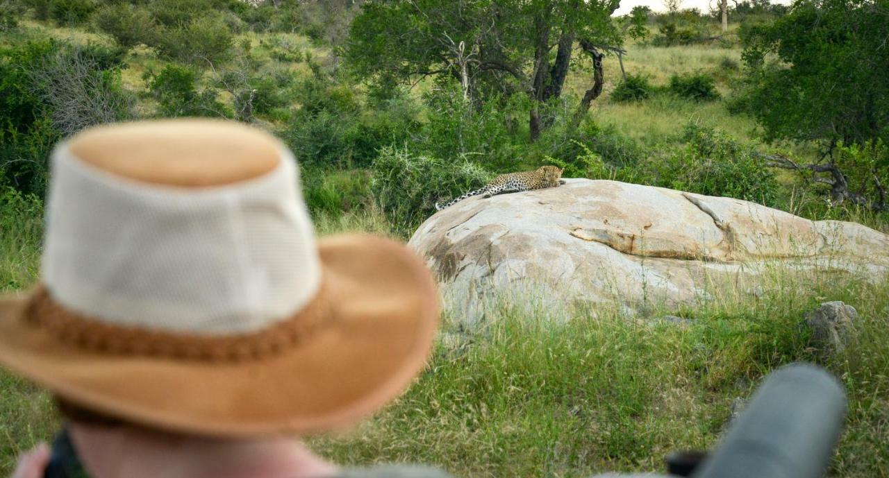 Lion Sands - Tinga Lodge Скукуза Екстериор снимка
